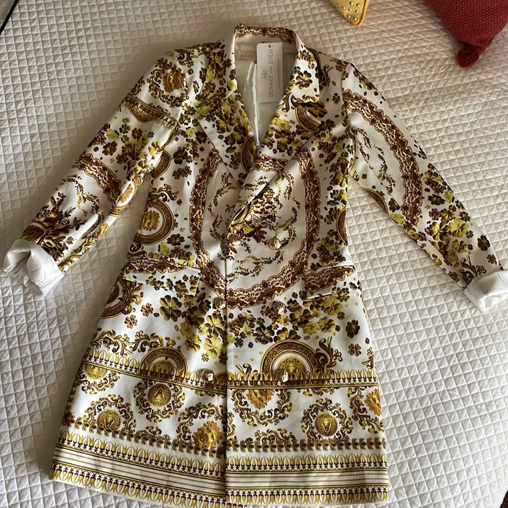 🌸SPRING SALE🌸 NWT_Donnee Par Dieu Blazer
